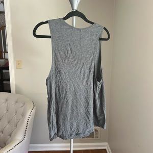 Lululemon grey tank